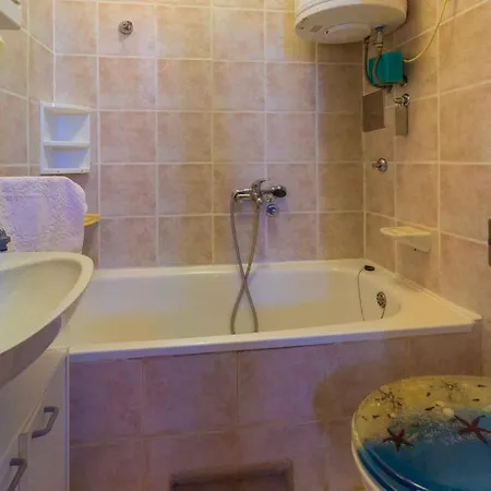 In 39359 Apartment