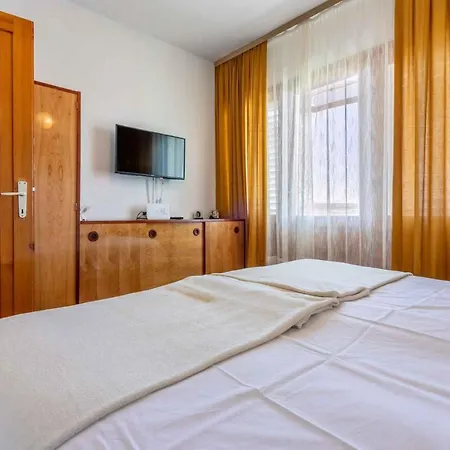 Apartment In 39359